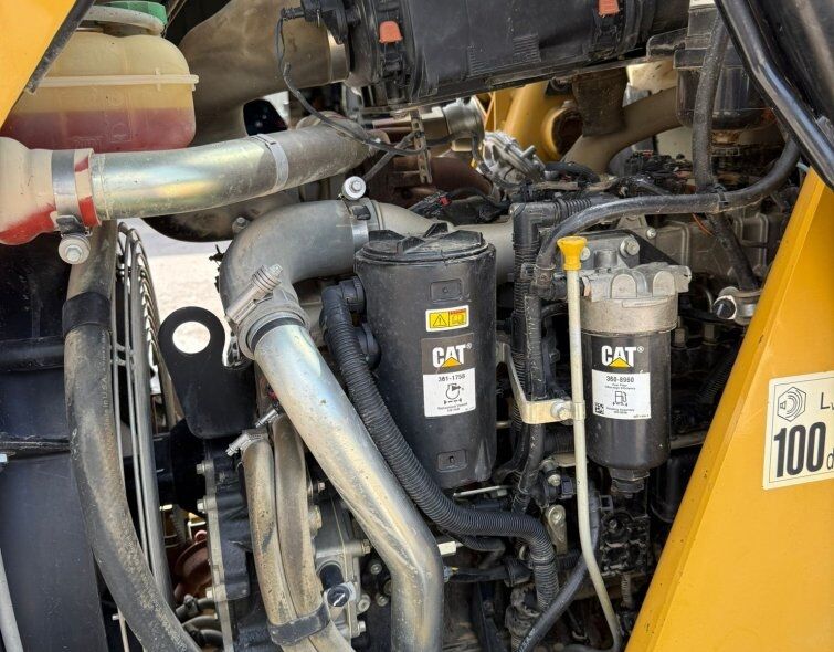 CATERPILLAR  428 F2 **FULL EQUIP**